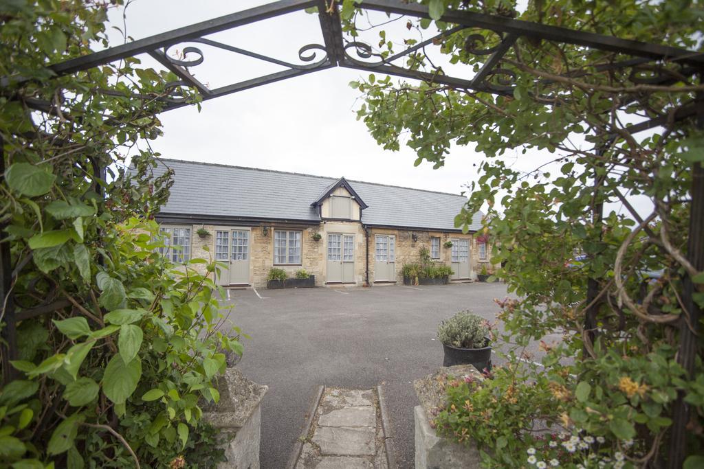 Hotel The Conigre Melksham Exterior foto